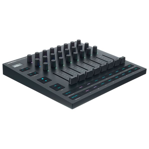 Novation Launch Control XL 3 Bag Bundle