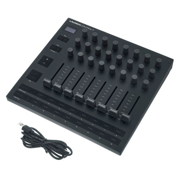 Novation Launch Control XL 3 Bag Bundle