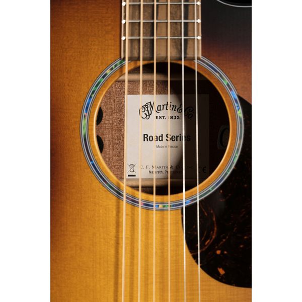 Martin Guitar OMC-10E Modern Burst