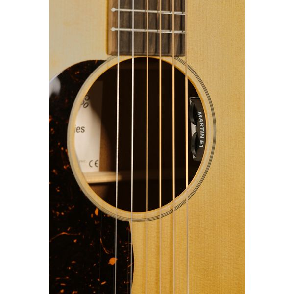 Martin Guitar D-10E Retro Nat LH