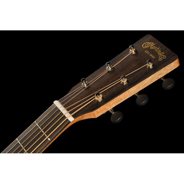 Martin Guitar 000-10E Retro Nat LH