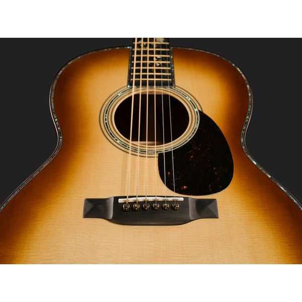Martin Guitar O'ahu K-42 Hibiscus