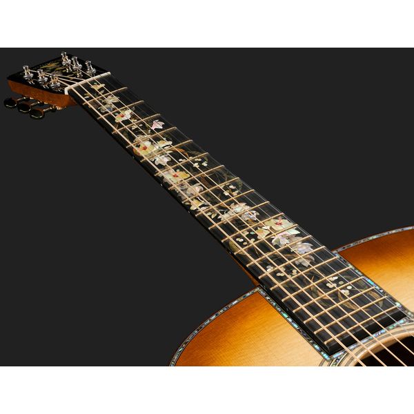 Martin Guitar O'ahu K-42 Hibiscus