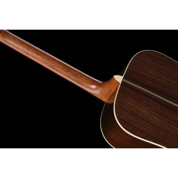 Martin Guitar Super HD-28