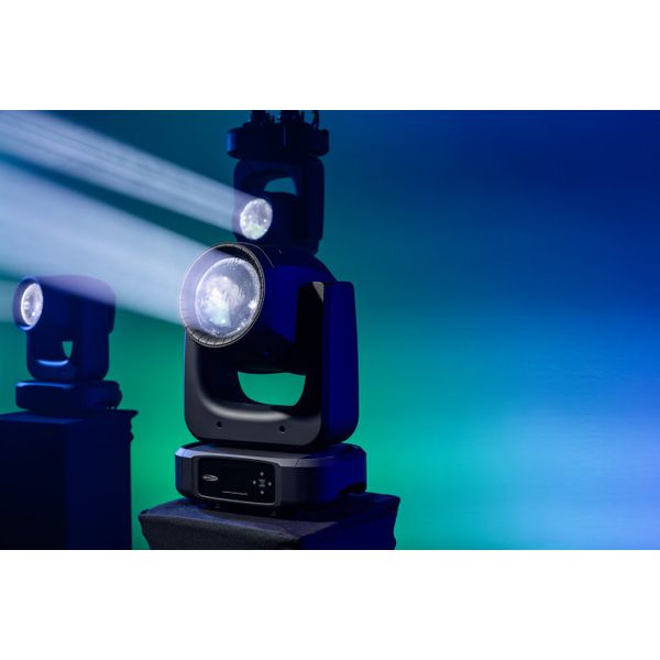 Showtec Xpression 2000B Beam Bundle