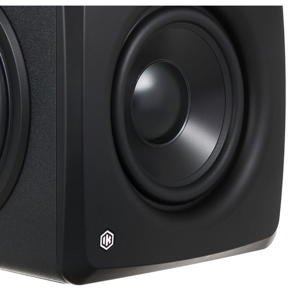 IK Multimedia iLoud Sub