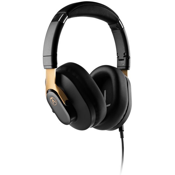 Austrian Audio Hi-X18