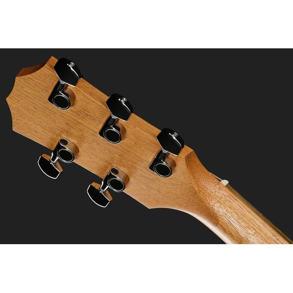 Taylor Jacob Collier Academy 22e