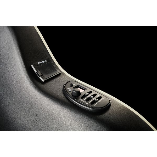 Ovation CelebrityElitePlusCE48P w/bag