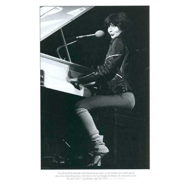 Omnibus Press Under the Ivy: Kate Bush