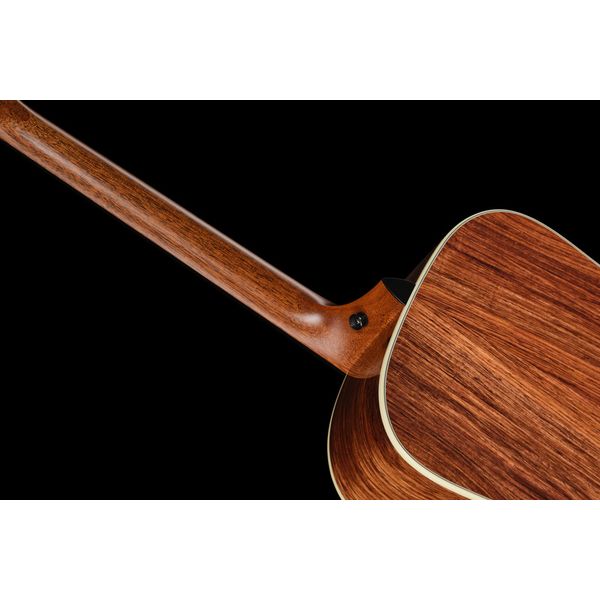 Taylor Gold Label 810e