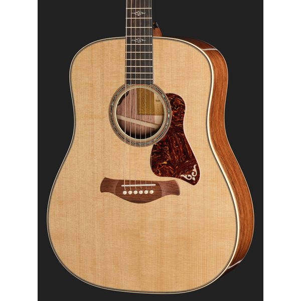 Taylor Gold Label 810e