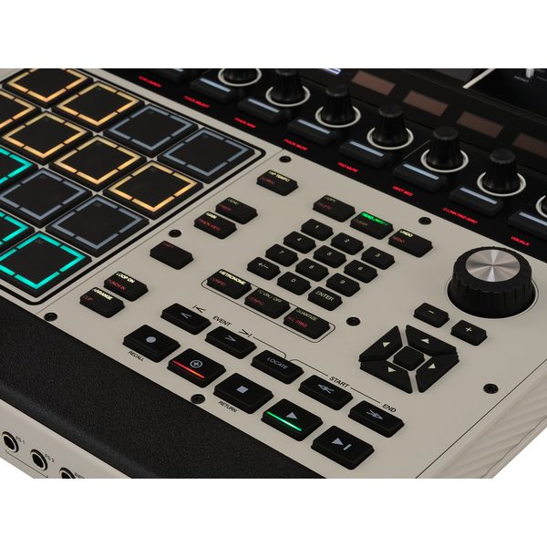 AKAI Professional MPC XL
