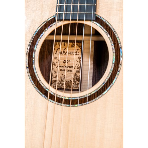 Lakewood M-32 40th Anniversary