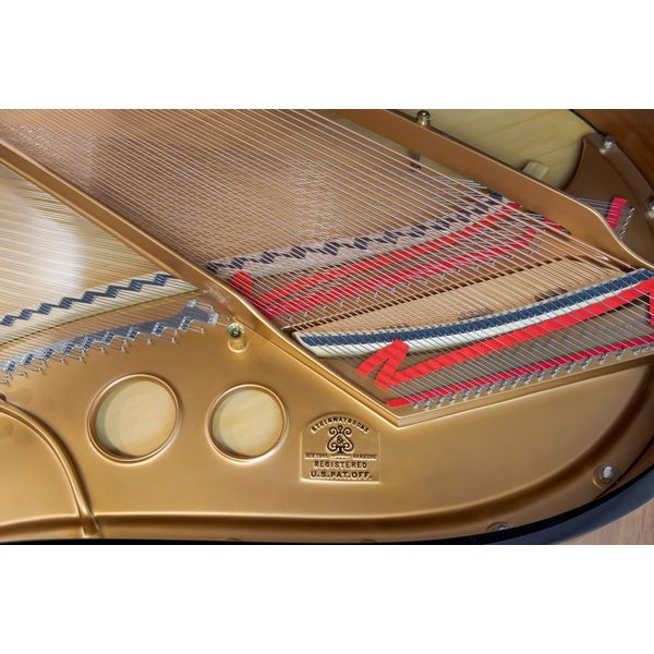 Steinway & Sons O-180 used