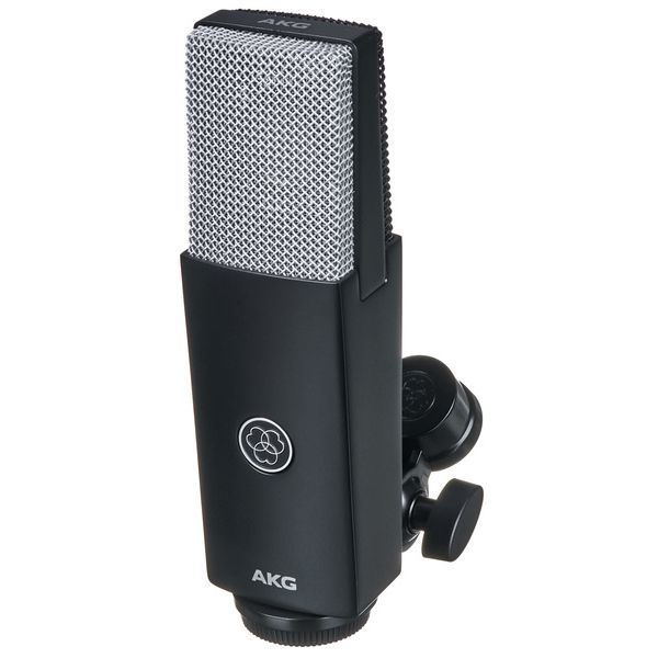 AKG C 104