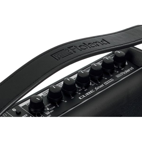 Roland Cube Street Mini