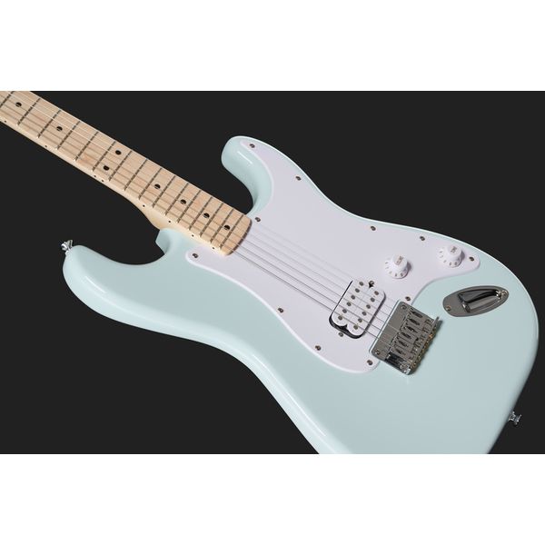 Squier Sonic Strat HT H MN SNB