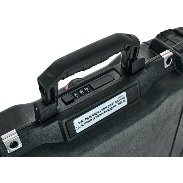 Peli 1495 Foam Black