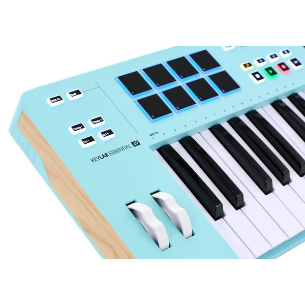 Arturia KeyLab Ess. 49 MK3 Aquamarine