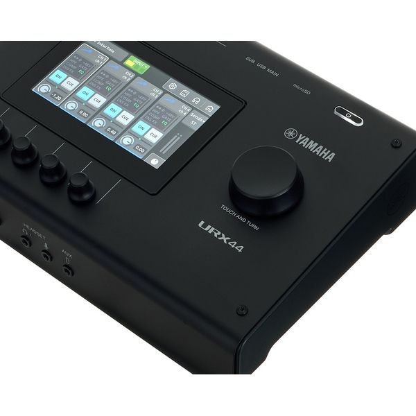 Yamaha URX44 BK