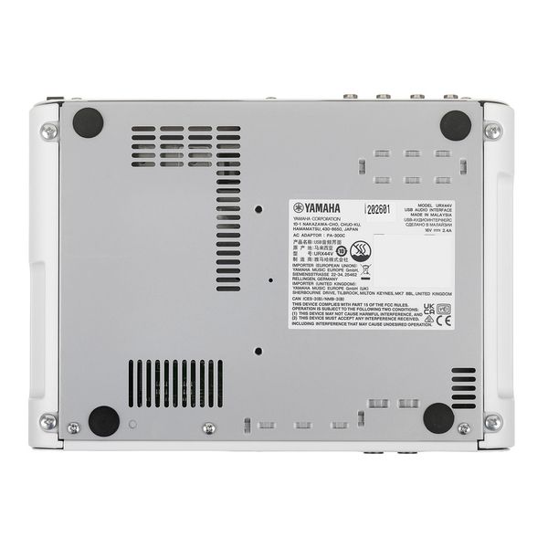 Yamaha URX44V WH