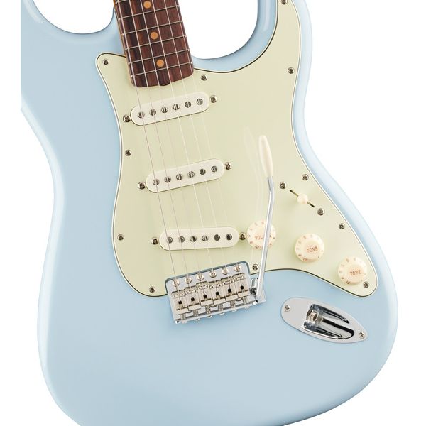 Fender Vintera III E 60s Strat SNB