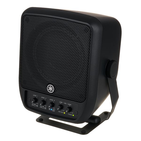 Yamaha Stagepas 100BTR 2