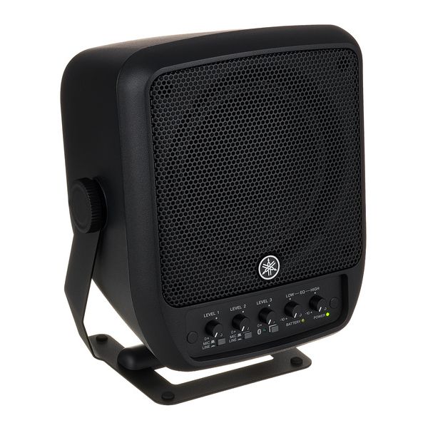 Yamaha Stagepas 100BTR 2