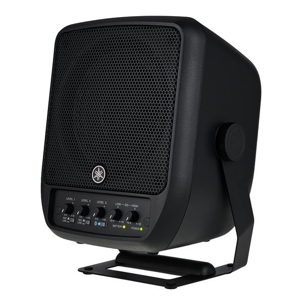 Yamaha Stagepas 100BTR 2