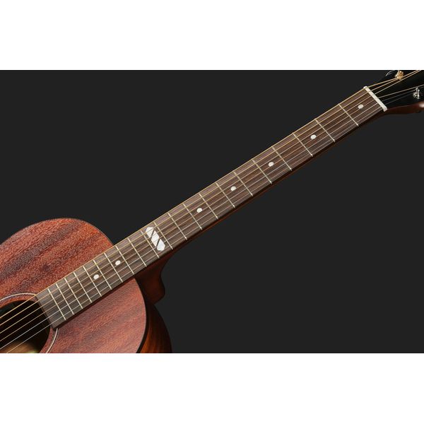 Godin Folk LTD Mahogany A/E Rust Bst