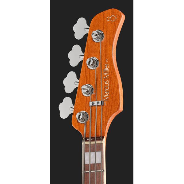 Marcus Miller P7 4 New Gen Antique White