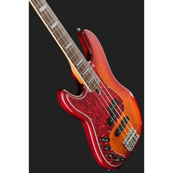 Marcus Miller P7 4 New Gen TS LH