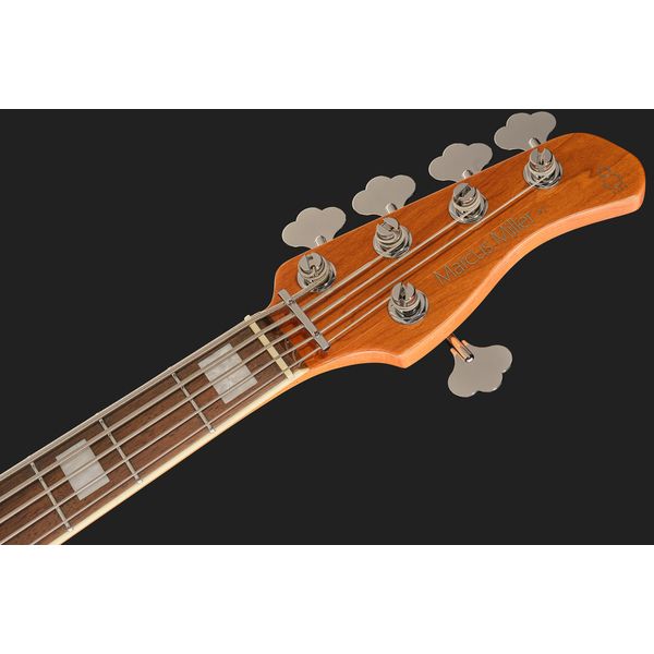 Marcus Miller P7 5 New Gen Antique White