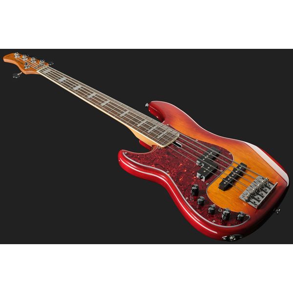 Marcus Miller P7 5 New Gen TS LH