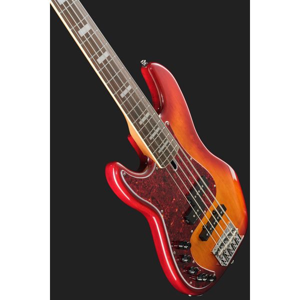 Marcus Miller P7 5 New Gen TS LH