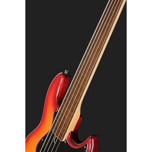 Marcus Miller V7 5 New Gen TS FL