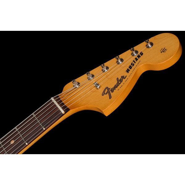 Fender Vintera III M 60s Mustang DKR