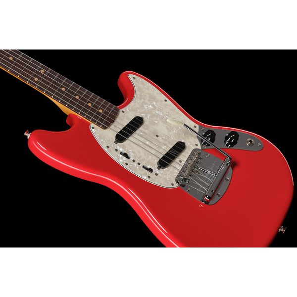 Fender Vintera III M 60s Mustang DKR
