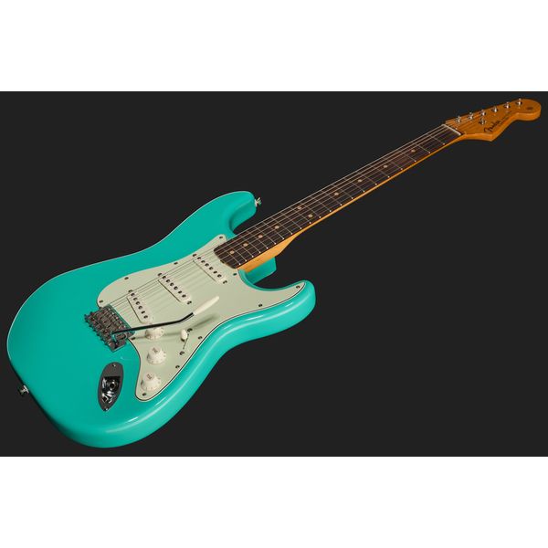 Fender Vintera III E 60s Strat SFG