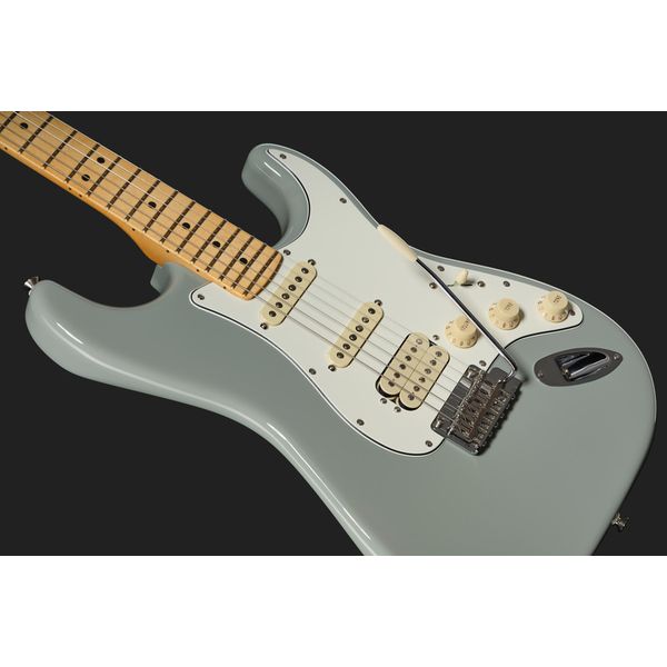 Fender Player II Strat HSS MN CGR