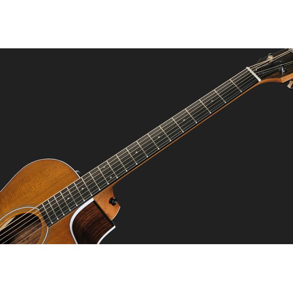 Taylor 214ce Special Edition Honeyb
