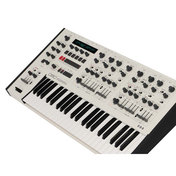 UDO Audio DMNO White