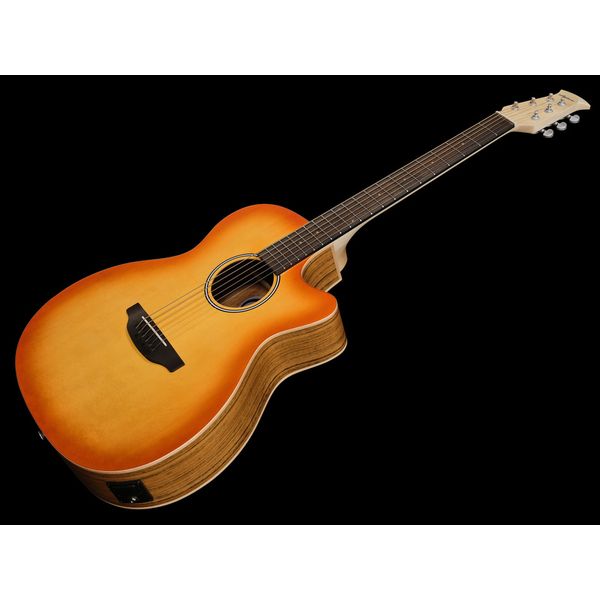 Applause AEO-69-HB Jump