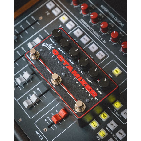 Aguilar Octamizer DLX