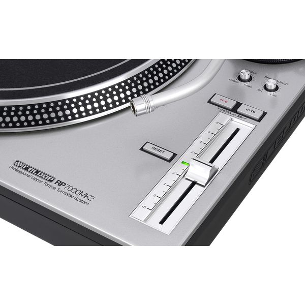 Reloop RP 7000 MK2 silver Bundle