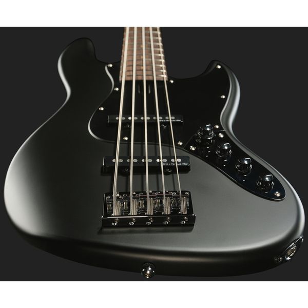 Marcus Miller V3 5 New Gen Black Satin
