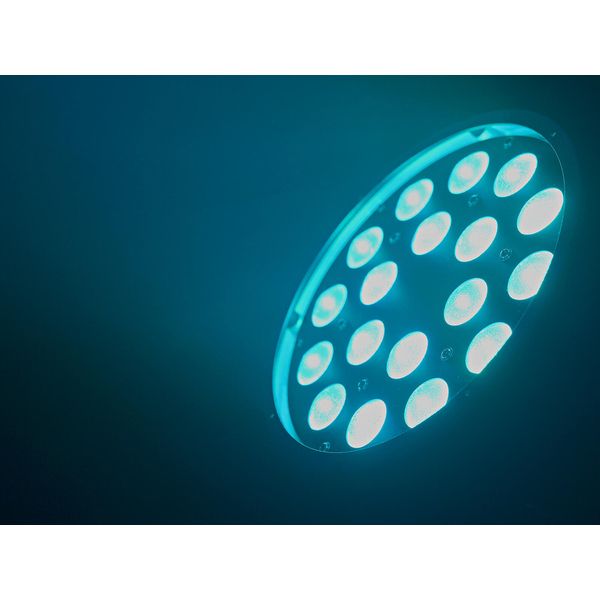 Eurolite LED Z-PAR 18x8W QCL Zoom