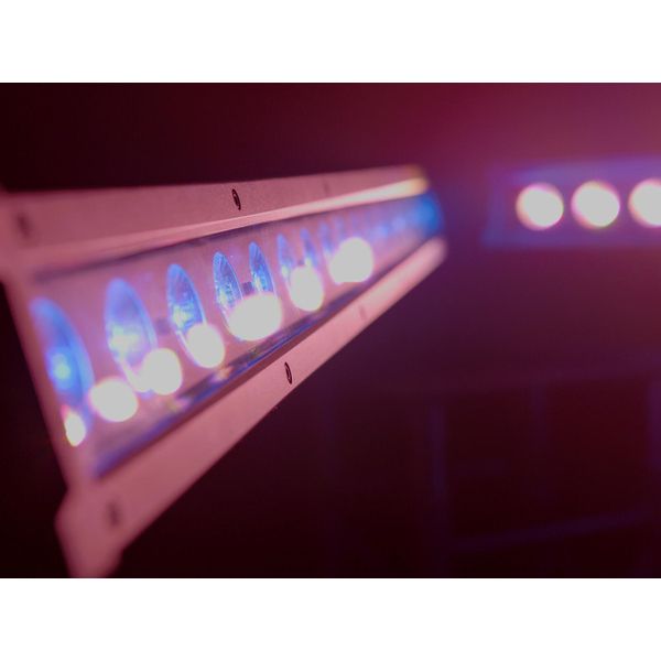 Eurolite LED IP T-PIX 18 QCL Bar