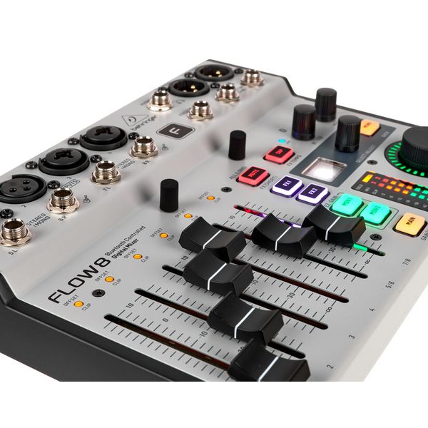 Behringer Flow 8 Decksaver Bundle